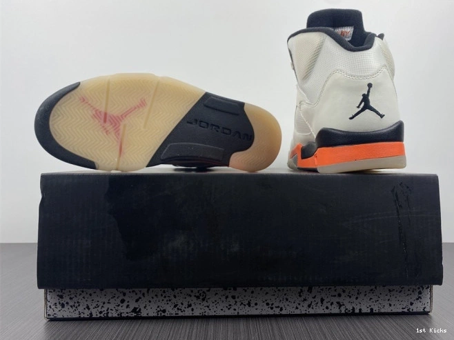 1st Kicks Shoes Total Jordan 5 DC1060-100 Retro Orange 0730